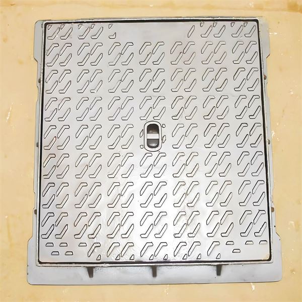D400 Ductile Iron Covers