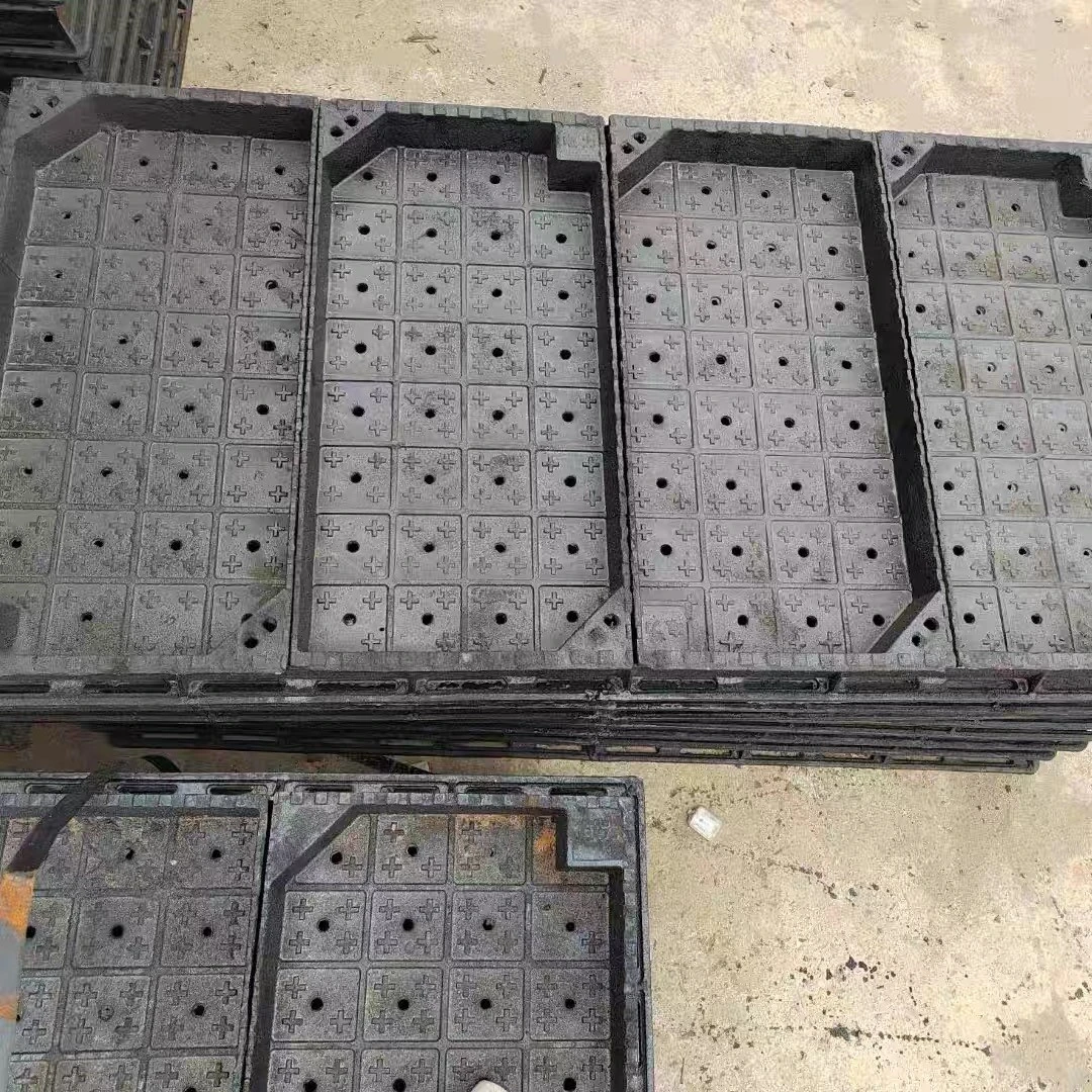 Iron Iron Recessed Hidden Manhole Cover